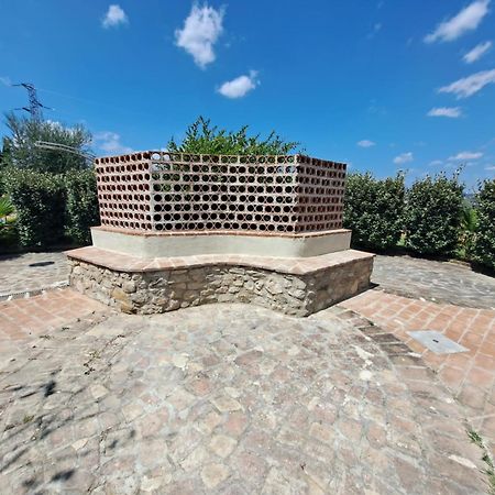 Spoleto By The Pool Guest House Exterior photo