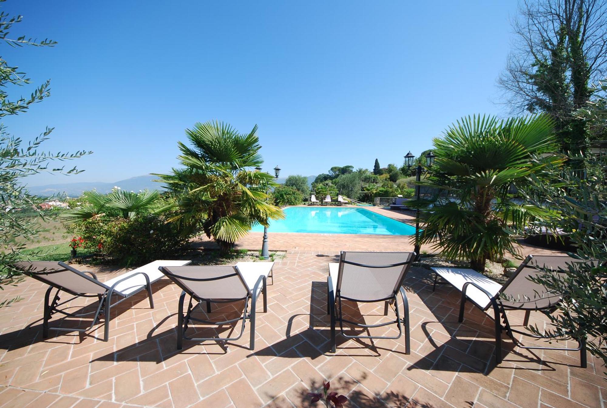 Spoleto By The Pool Guest House Exterior photo