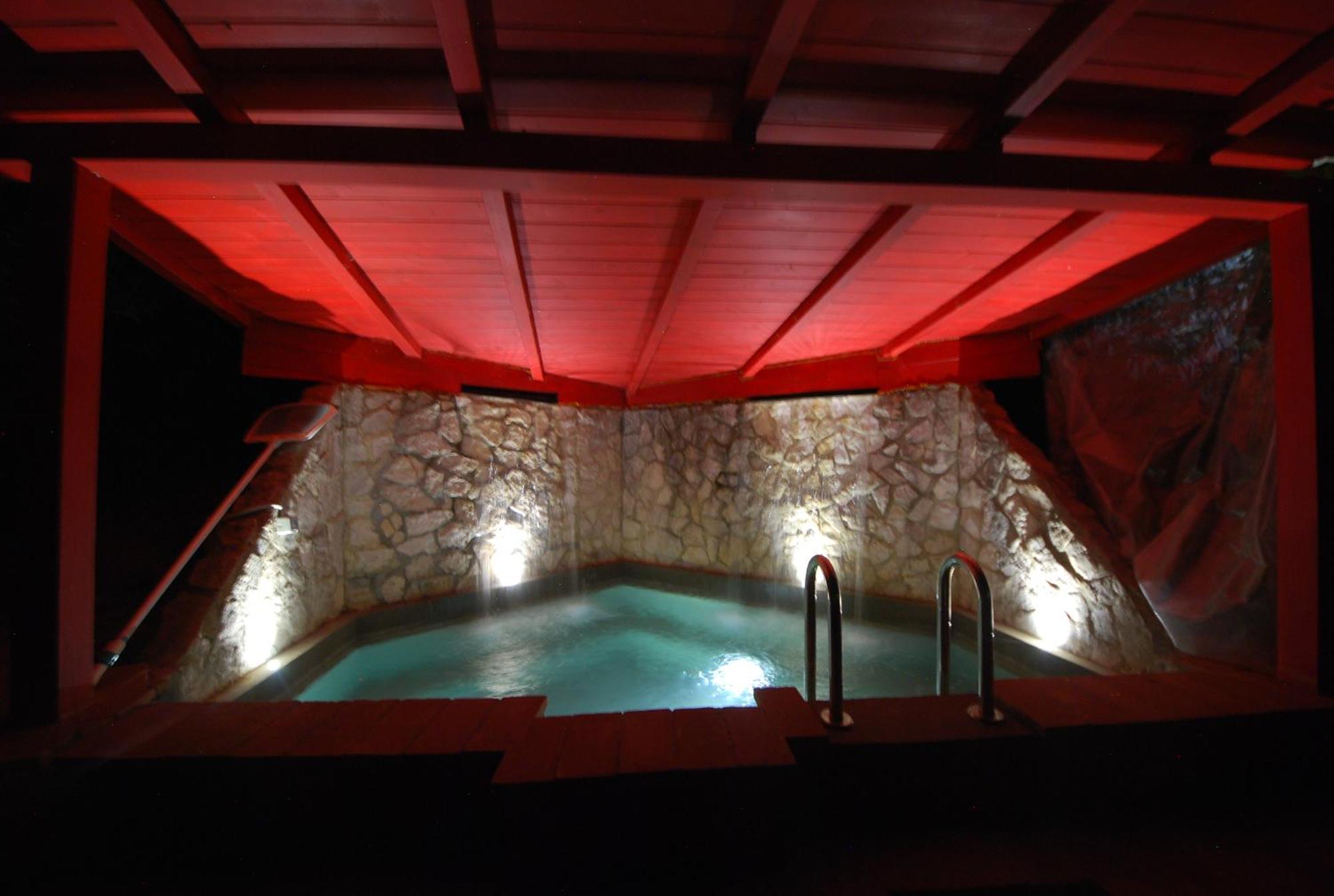 Spoleto By The Pool Guest House Exterior photo