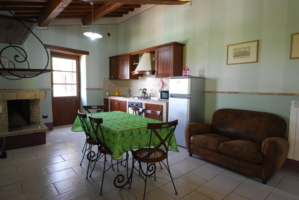 Spoleto By The Pool Guest House Exterior photo